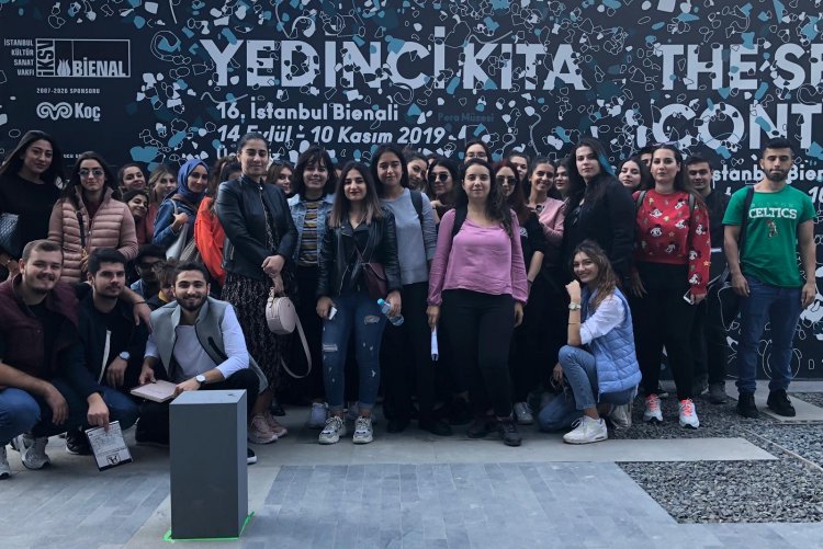 İç Mimarlık ve Çevre Tasarımı Bölümü 16. İstanbul Tasarım Bienali’ni Ziyaret Etti